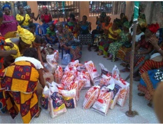 Mercy Johnson Donates Food and Clothing to 5000 Widows 3