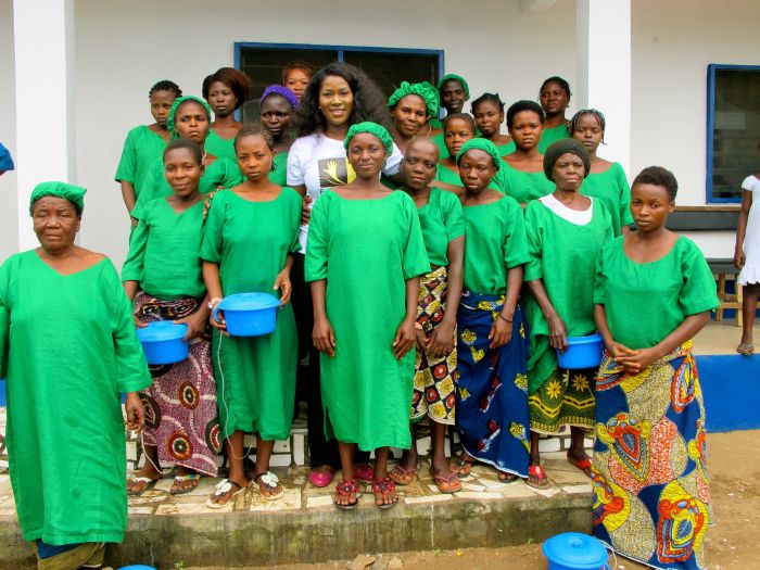 Stephanie Linus' Extended Hands Foundation VVF Project016